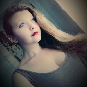 Meet your Posher, Ashlee